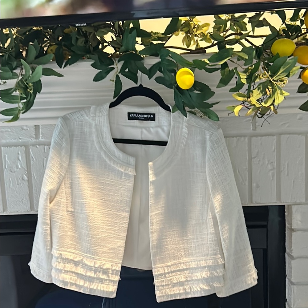 Karl Lagerfeld Ivory Textured LINED Jacket, cropped length, large, NWT